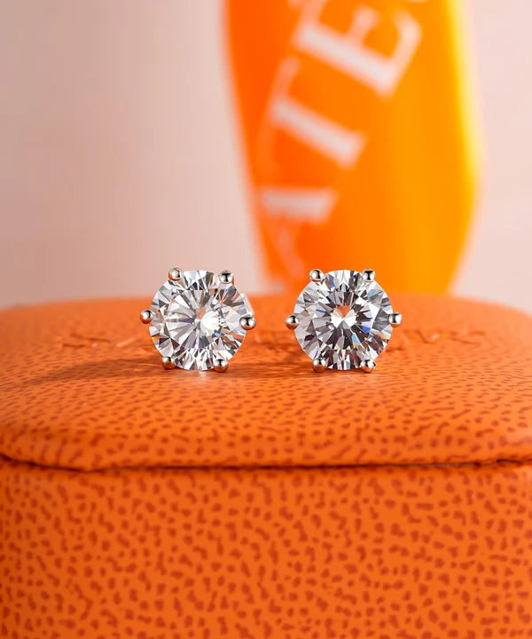 Rich Vibe Stud Earrings